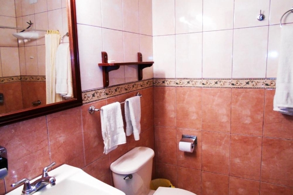 Hotel Suites Los Jicaros (San Pedro Sula)